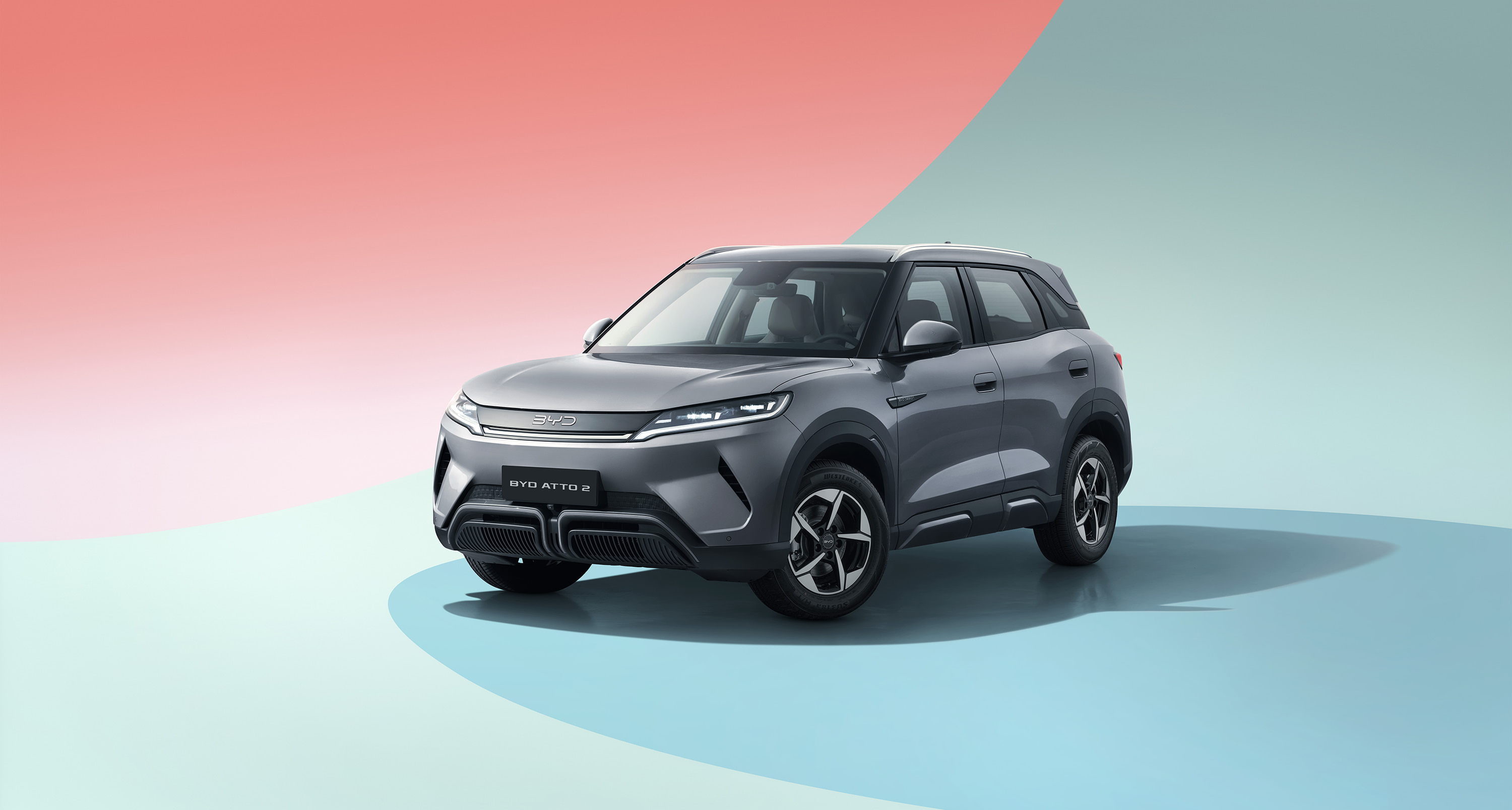 So sánh BYD Atto 2 và VinFast VF7: Nên chọn mẫu xe nào năm 2025?