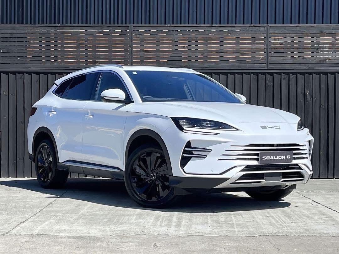 BYD Sealion 6 – SUV Điện Lai Sang Trọng, Lựa Chọn Hoàn Hảo Cho Gia Đình 2025