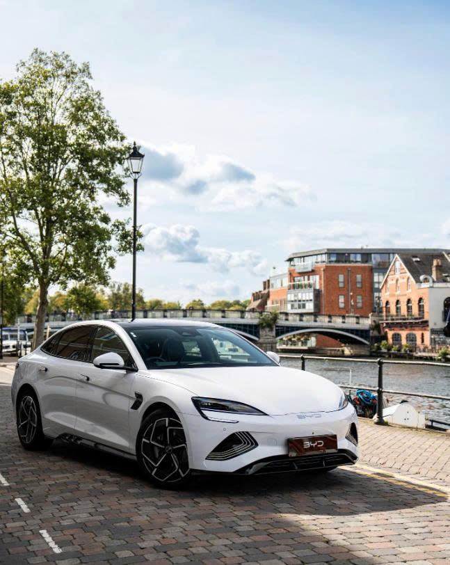 BYD SEAL – Sedan Điện Thể Thao, Công Nghệ Tiên Phong